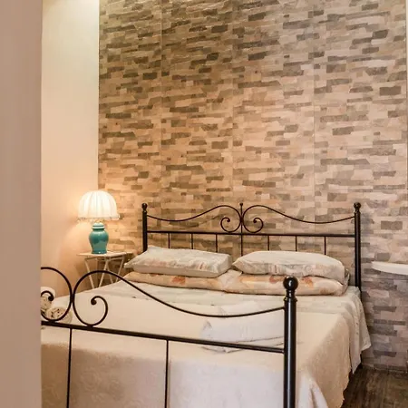 La Casa Di Adina Holiday home